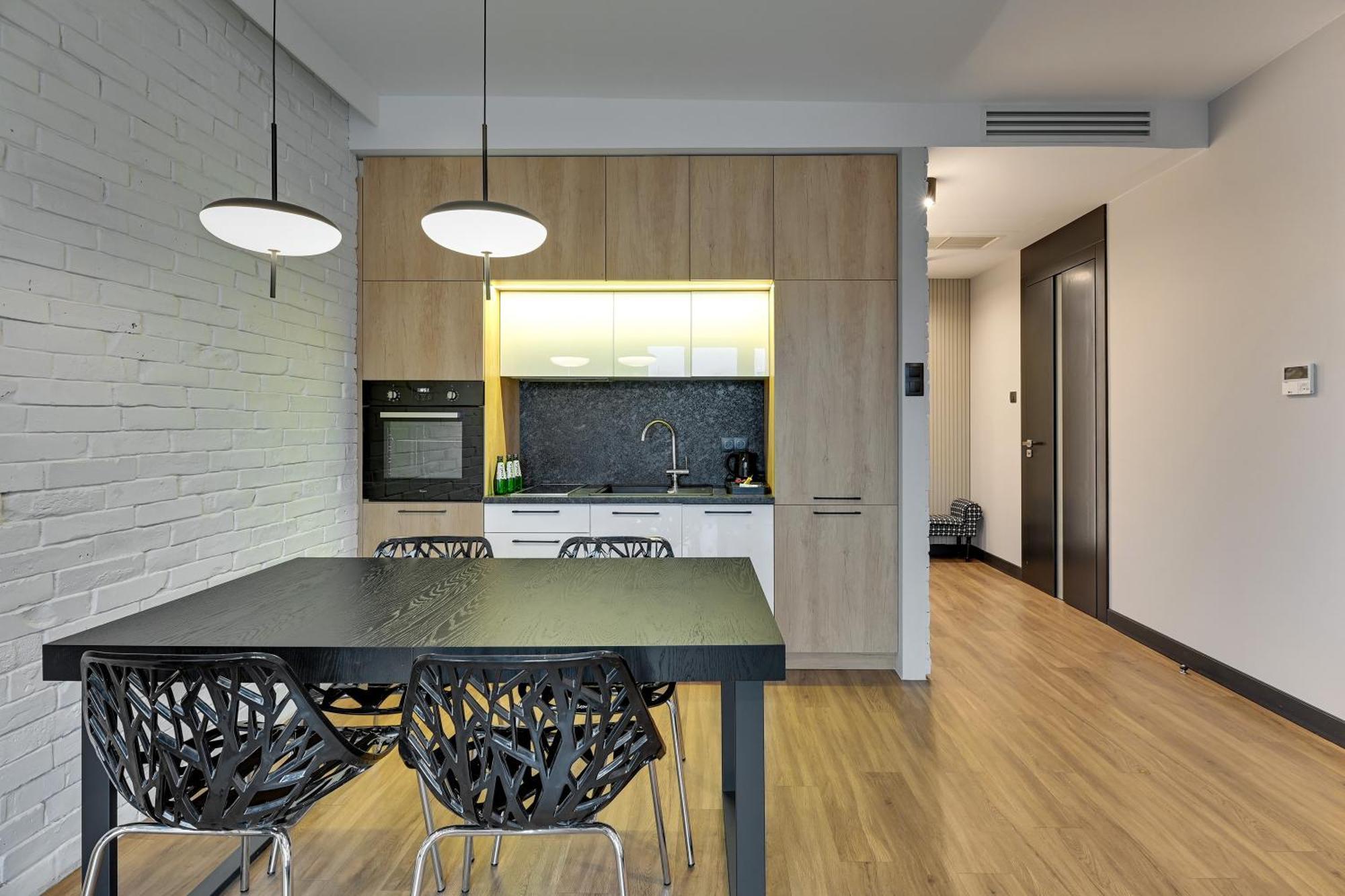 Montevideo Centrum 15 By Grand Apartments 索波特 外观 照片